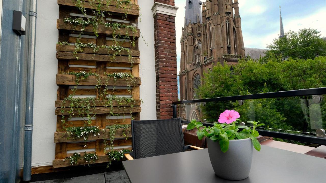 Sunny 45M2 Penthouse With Balcony And Terrace - R65C Apartman Eindhove Kültér fotó