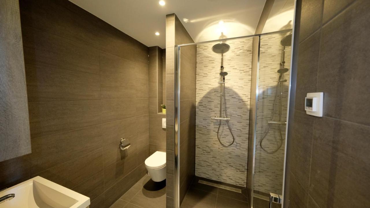 Sunny 45M2 Penthouse With Balcony And Terrace - R65C Apartman Eindhove Kültér fotó